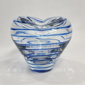 2004 Dennis East Int 5" Blown Glass Blue Ribbon Style Vase